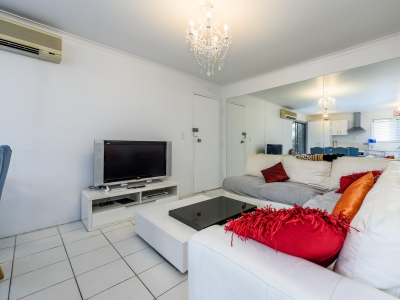 11/28 Hunter Avenue, Labrador QLD 4215
