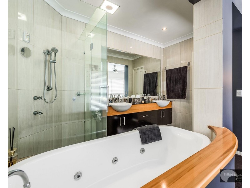 6/23-25 Madang Crescent, Runaway Bay QLD 4216