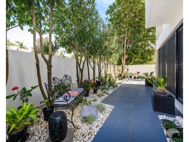 6/23-25 Madang Crescent, Runaway Bay QLD 4216