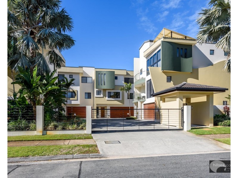 6/23-25 Madang Crescent, Runaway Bay QLD 4216