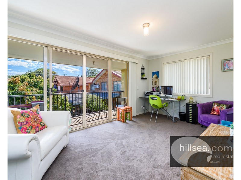 2/27 Harley Street, Labrador QLD 4215
