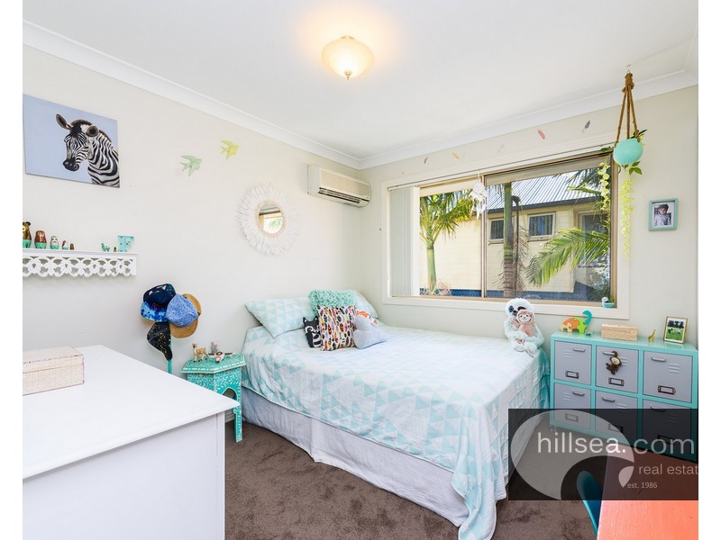 2/27 Harley Street, Labrador QLD 4215