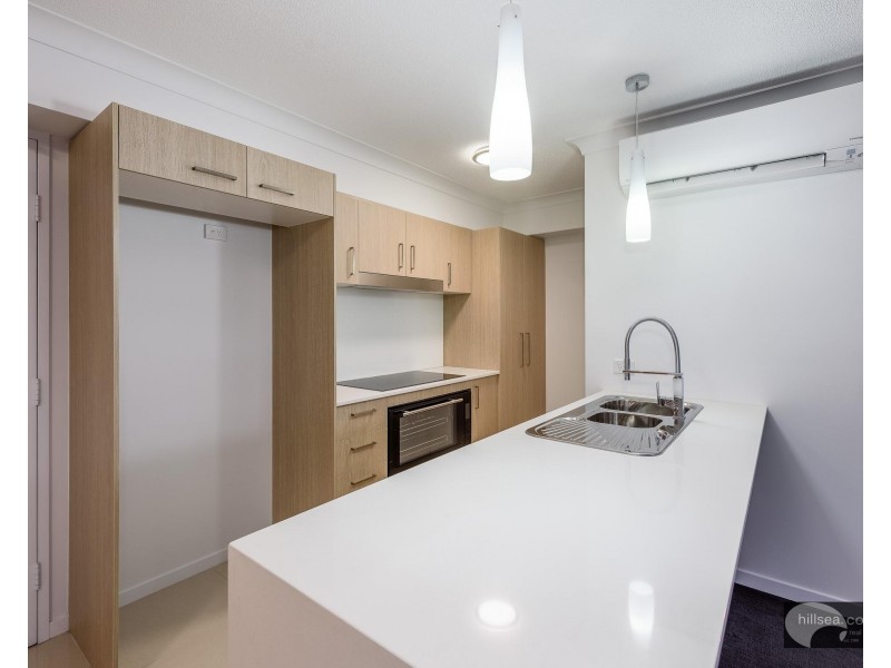 3/14-16 Bright Avenue, Labrador QLD 4215