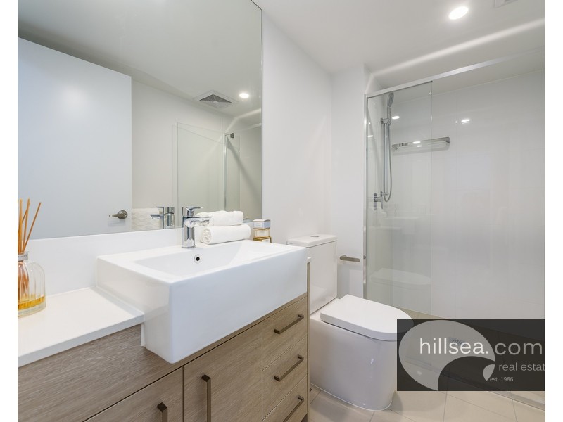 6/14-16 Bright Avenue, Labrador QLD 4215