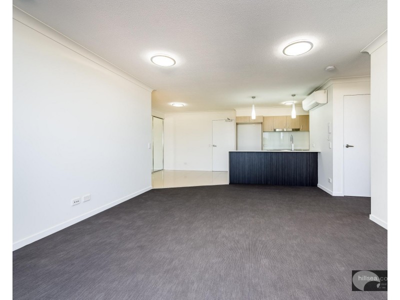 10/14-16 Bright Avenue, Labrador QLD 4215