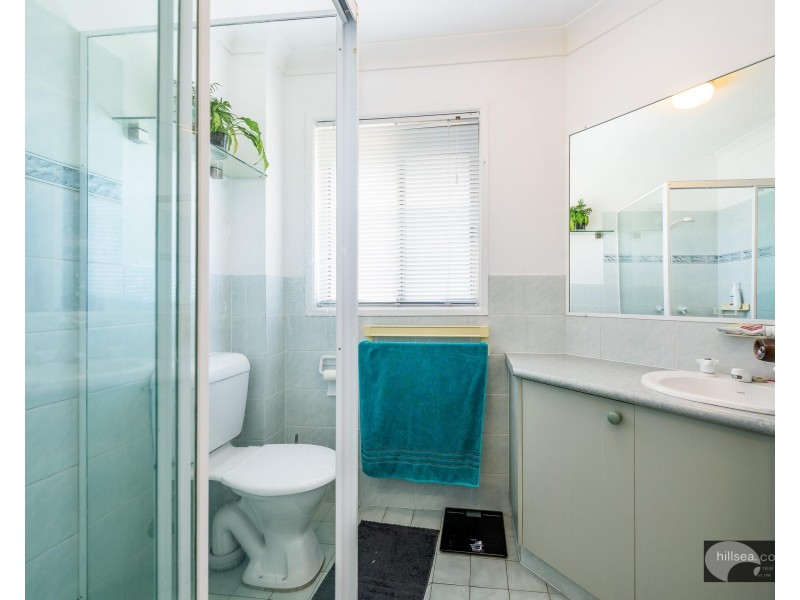 3/12 Gordon Street, Labrador QLD 4215