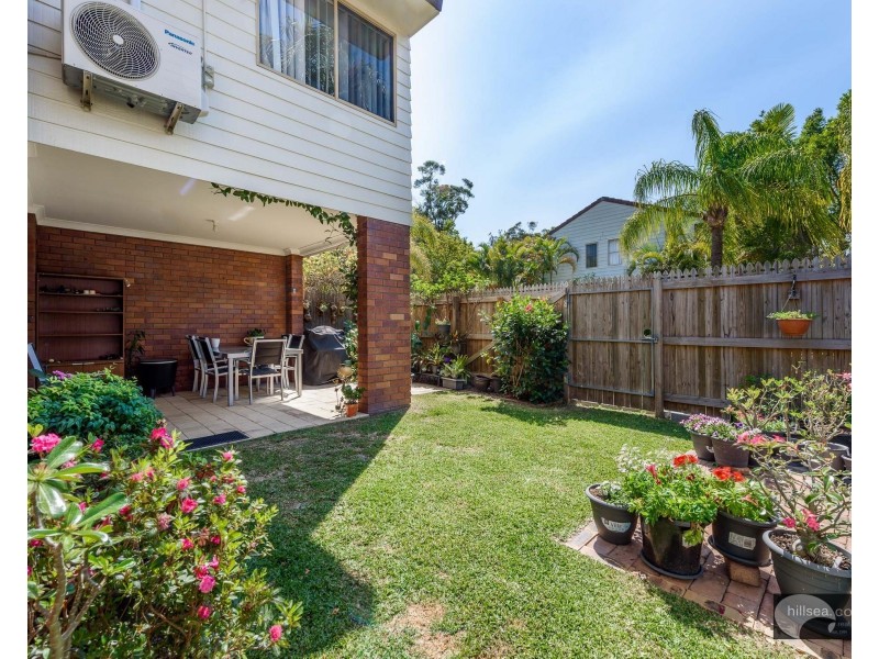 2/601 Pine Ridge Road, Biggera Waters QLD 4216