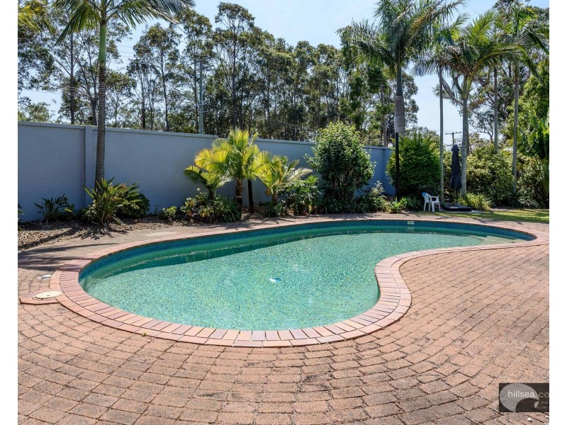 2/601 Pine Ridge Road, Biggera Waters QLD 4216