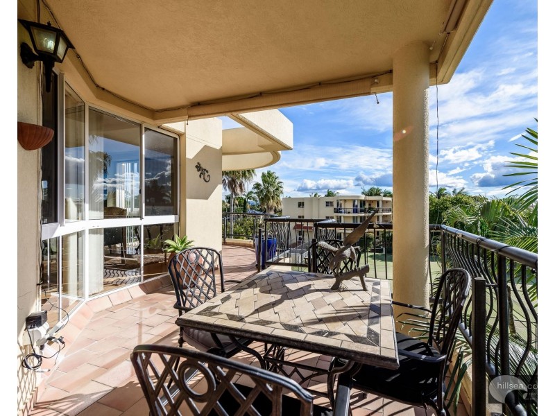 32/41A Broadwater Street, Runaway Bay QLD 4216