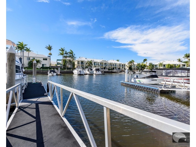 32/41A Broadwater Street, Runaway Bay QLD 4216