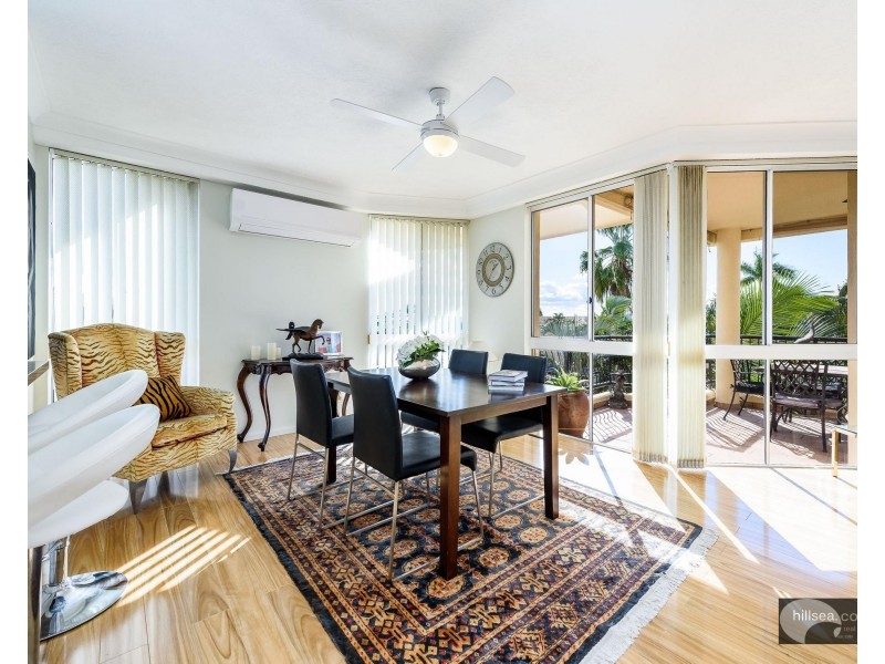 32/41A Broadwater Street, Runaway Bay QLD 4216