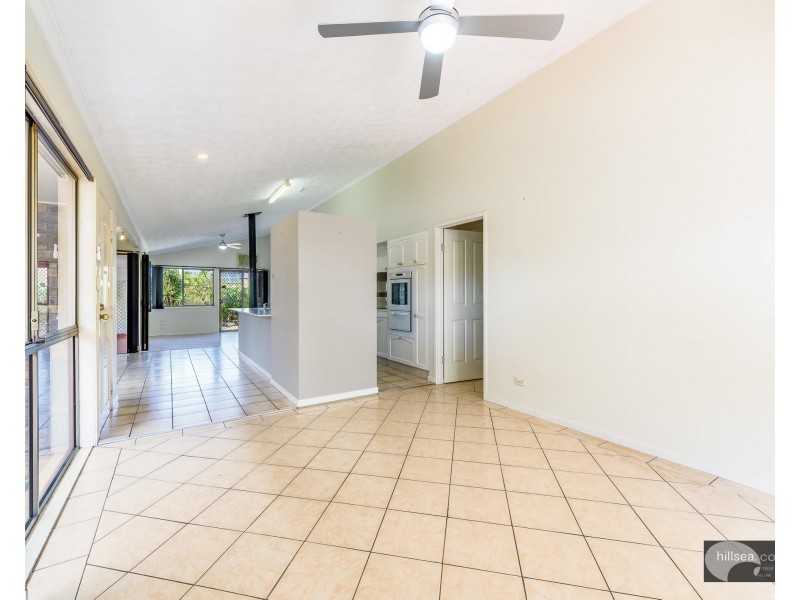 23 Burrinjuck Drive, Coombabah QLD 4216