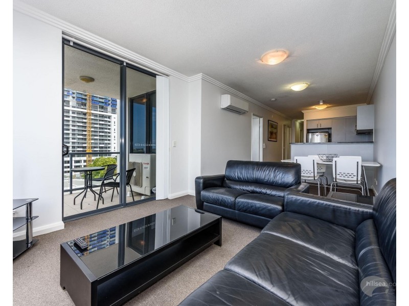 30/136 Marine Parade, Southport QLD 4215