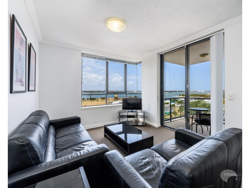 30/136 Marine Parade, Southport QLD 4215