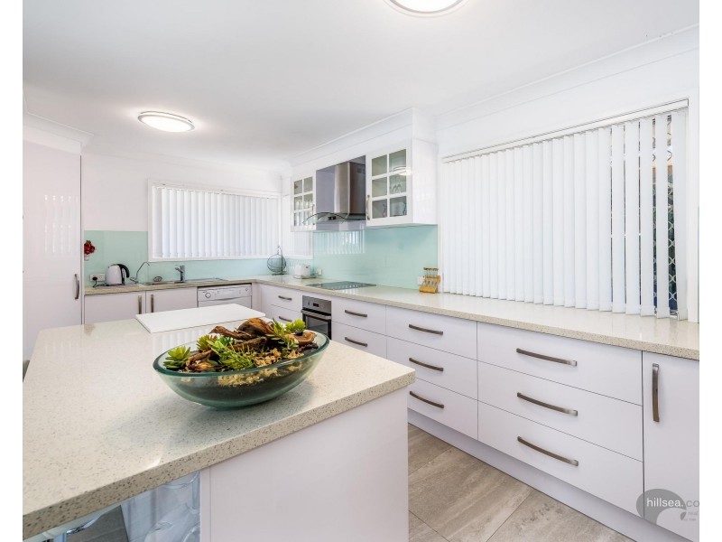 2/18 Holly Avenue, Hollywell QLD 4216