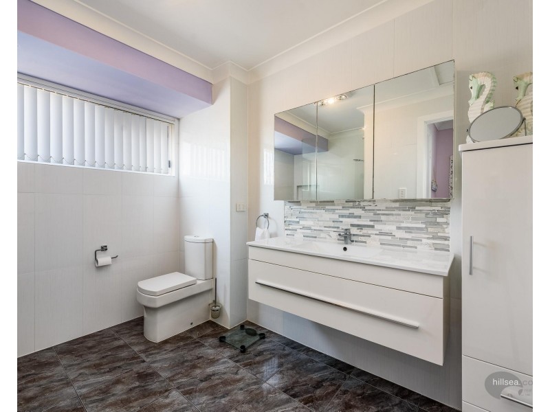 2/18 Holly Avenue, Hollywell QLD 4216