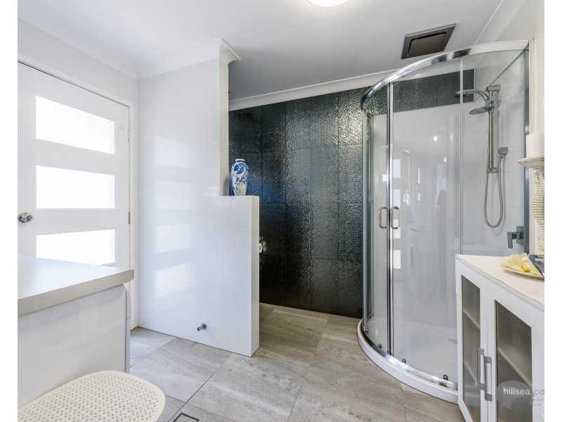 2/18 Holly Avenue, Hollywell QLD 4216