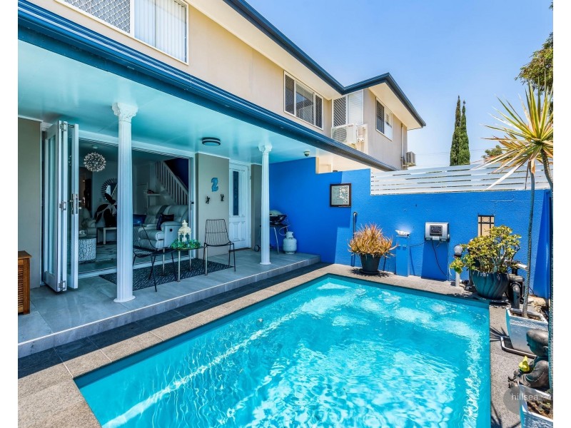 2/18 Holly Avenue, Hollywell QLD 4216