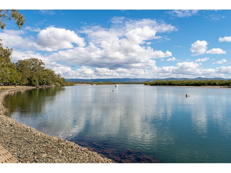 23 Tallara Street, Coombabah QLD 4216