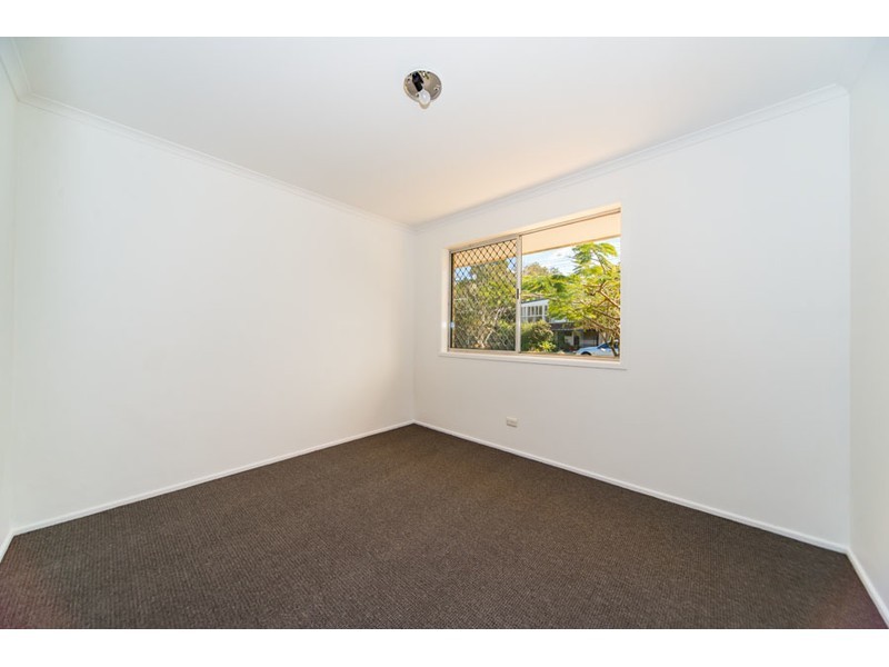 23 Tallara Street, Coombabah QLD 4216