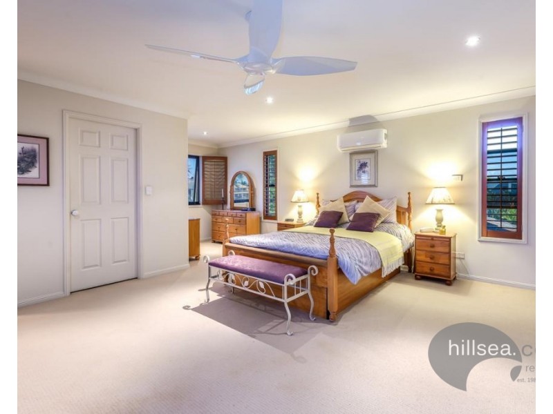 2/20 Markham Avenue, Runaway Bay QLD 4216