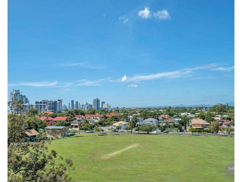 1212/17 Bath Street, Labrador QLD 4215