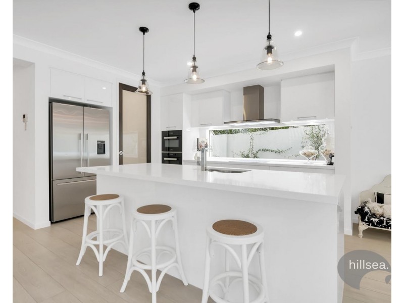 5017A Riverwood Grove, Benowa QLD 4217