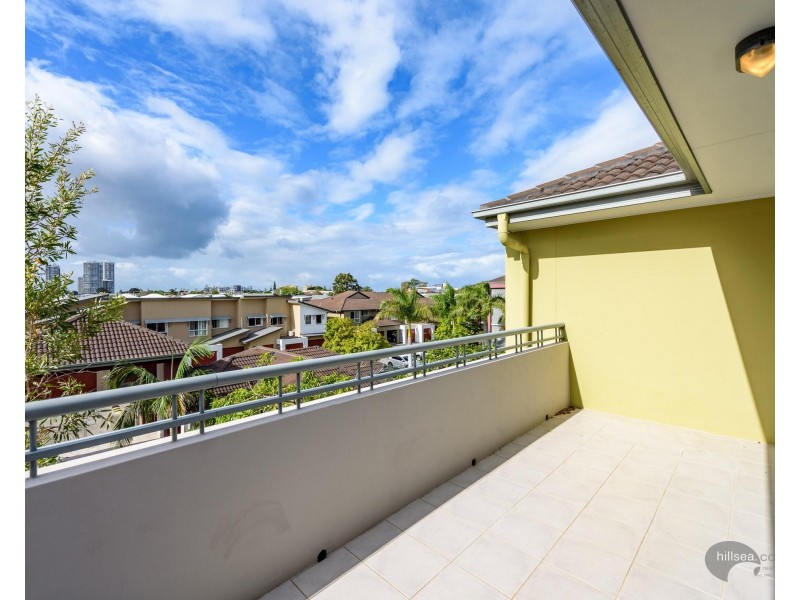818/33 Clark Street, Biggera Waters QLD 4216
