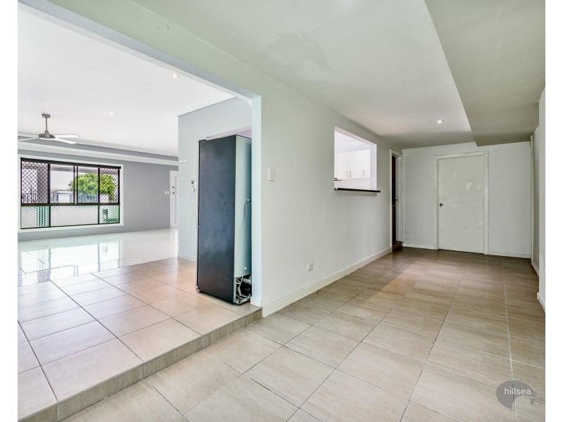 3 Hansford Road, Coombabah QLD 4216