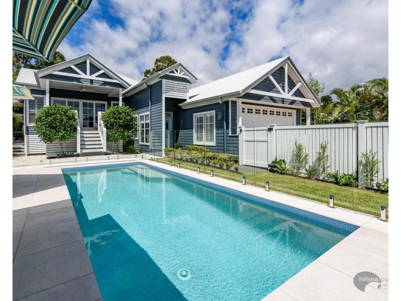 15 Mungala Street, Hope Island QLD 4212