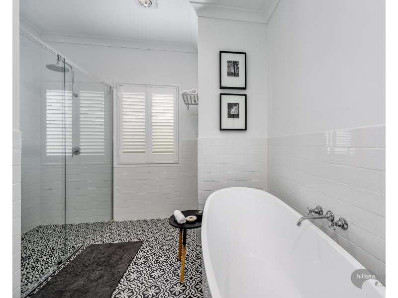 15 Mungala Street, Hope Island QLD 4212