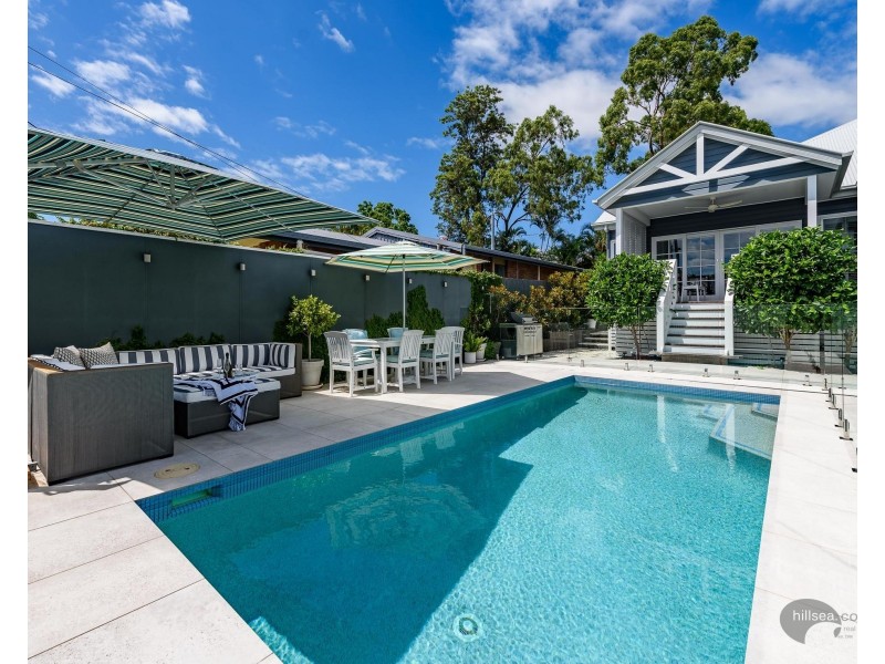 15 Mungala Street, Hope Island QLD 4212