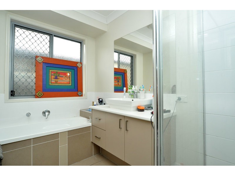 99/19 Santa Barbara Road, Hope Island QLD 4212