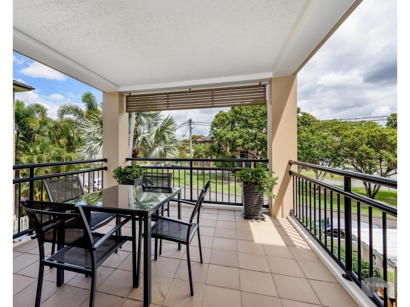 3/2 Oleander Avenue, Biggera Waters QLD 4216