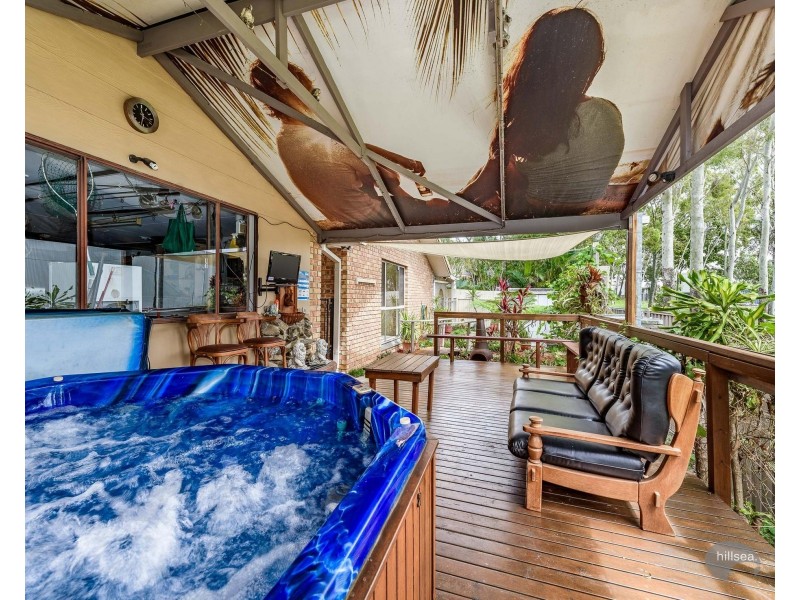 62 Open Drive, Arundel QLD 4214