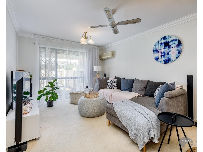 2/135 Bayview Street, Runaway Bay QLD 4216