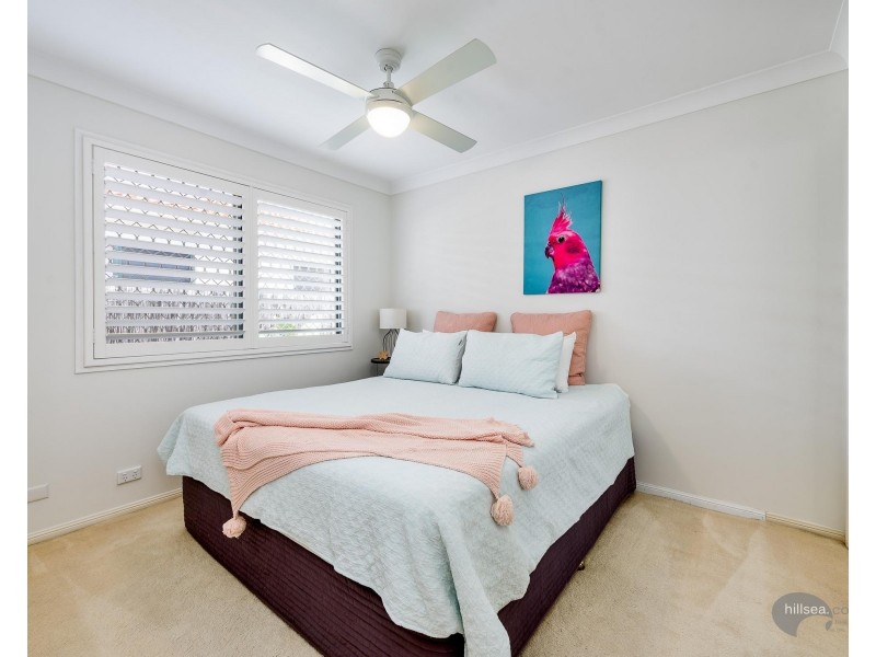 2/135 Bayview Street, Runaway Bay QLD 4216