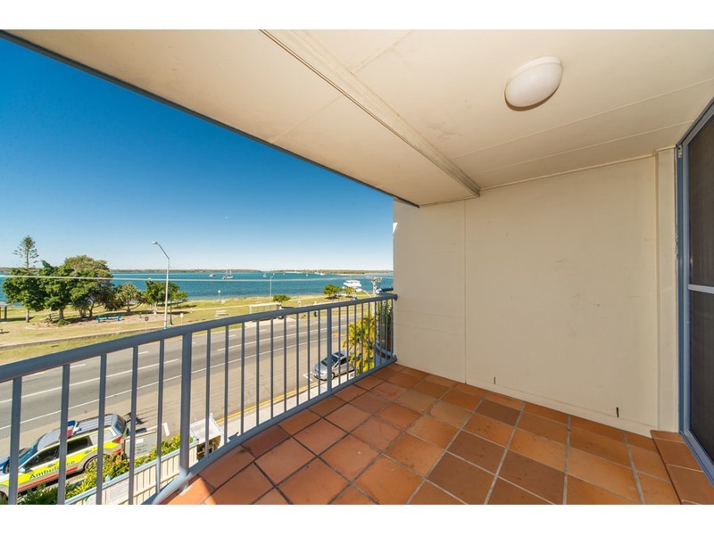 9/550 Marine Parade, Biggera Waters QLD 4216