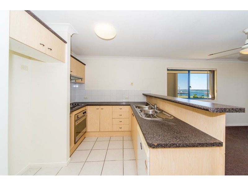 9/550 Marine Parade, Biggera Waters QLD 4216