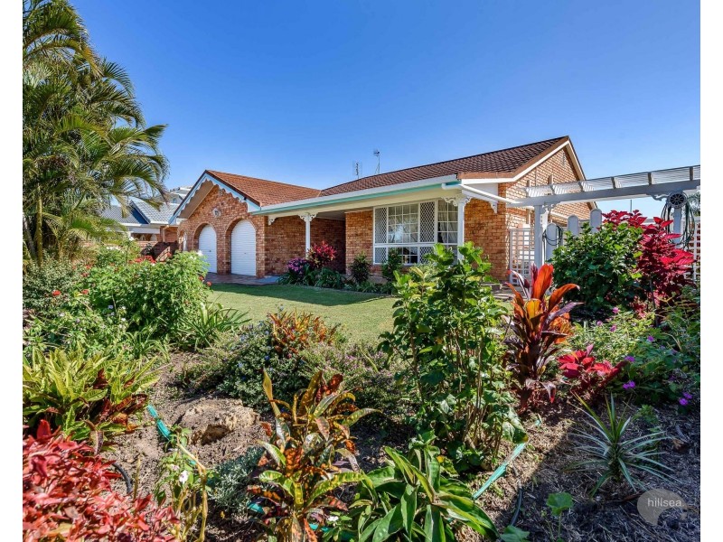 9 Simbai Street, Runaway Bay QLD 4216