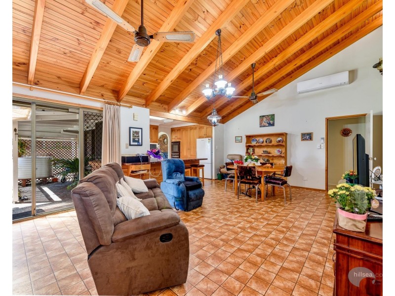 9 Simbai Street, Runaway Bay QLD 4216