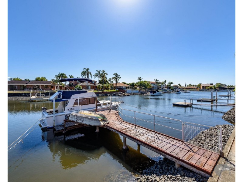 9 Simbai Street, Runaway Bay QLD 4216