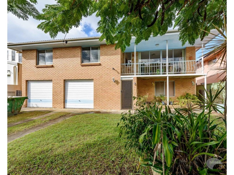 20 Annoula Avenue, Biggera Waters QLD 4216