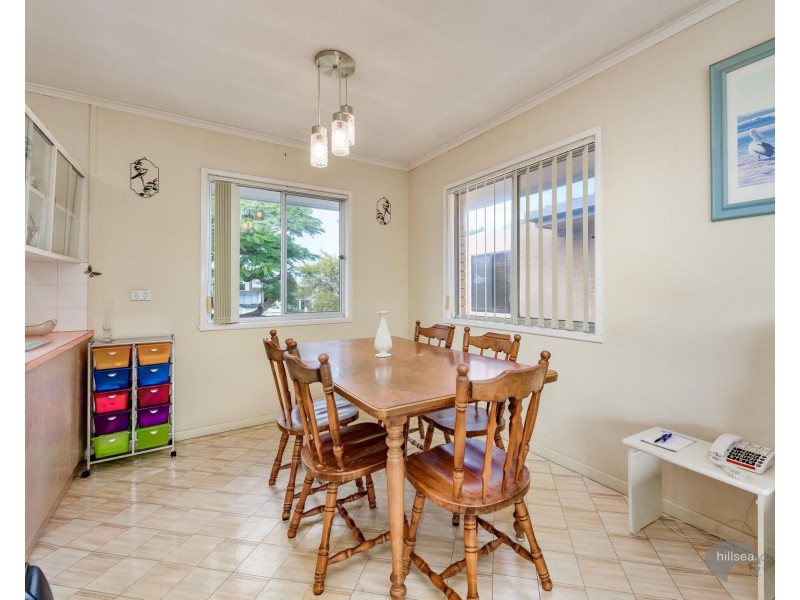 20 Annoula Avenue, Biggera Waters QLD 4216