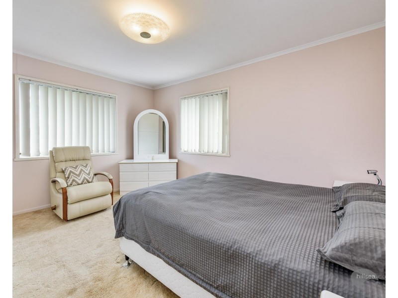 20 Annoula Avenue, Biggera Waters QLD 4216