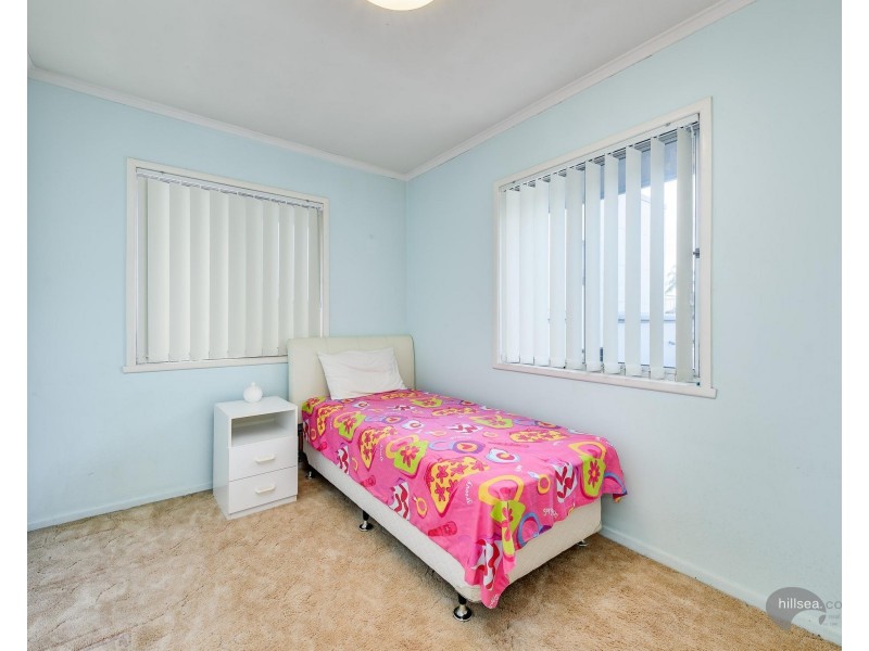 20 Annoula Avenue, Biggera Waters QLD 4216