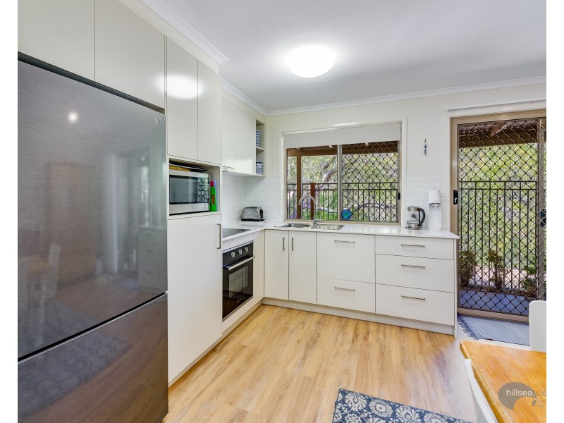 2/52 Kangaroo Avenue, Coombabah QLD 4216
