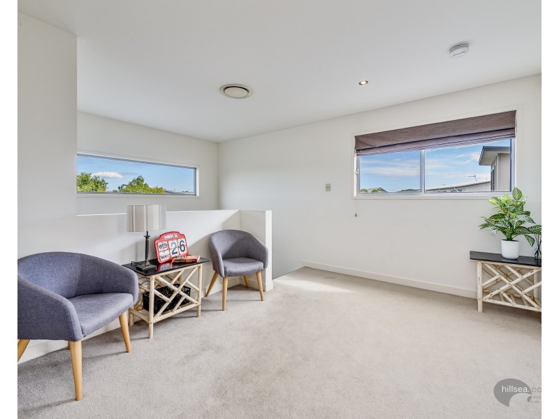 1 Osmium Lane, Hope Island QLD 4212