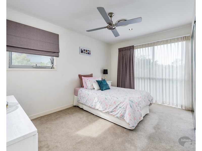 1 Osmium Lane, Hope Island QLD 4212