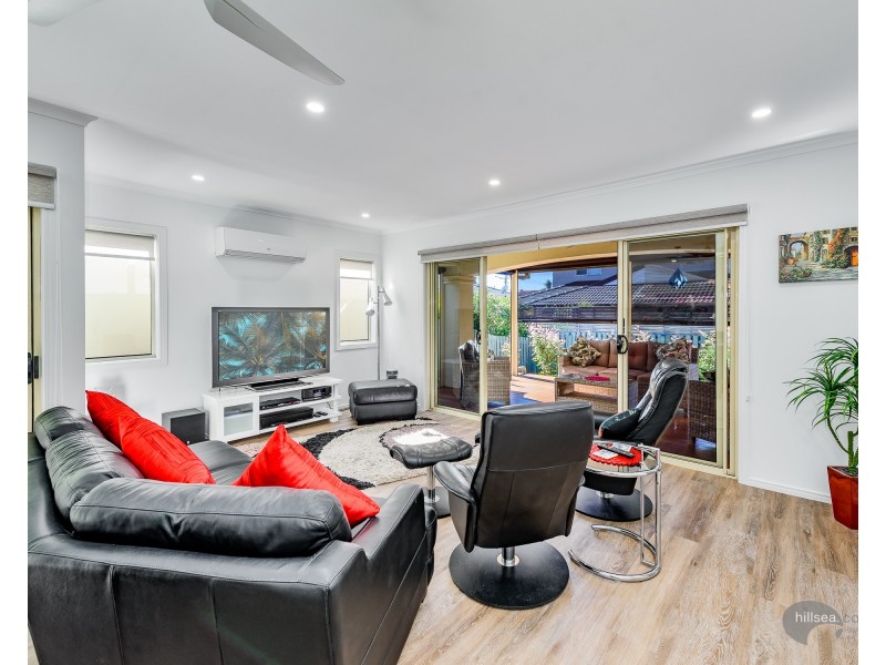 63/76 Bayview Street, Runaway Bay QLD 4216